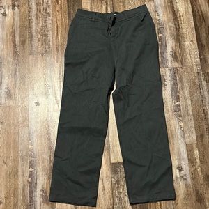 10 Medium Relaxed Fit Stretch gray Lee pants